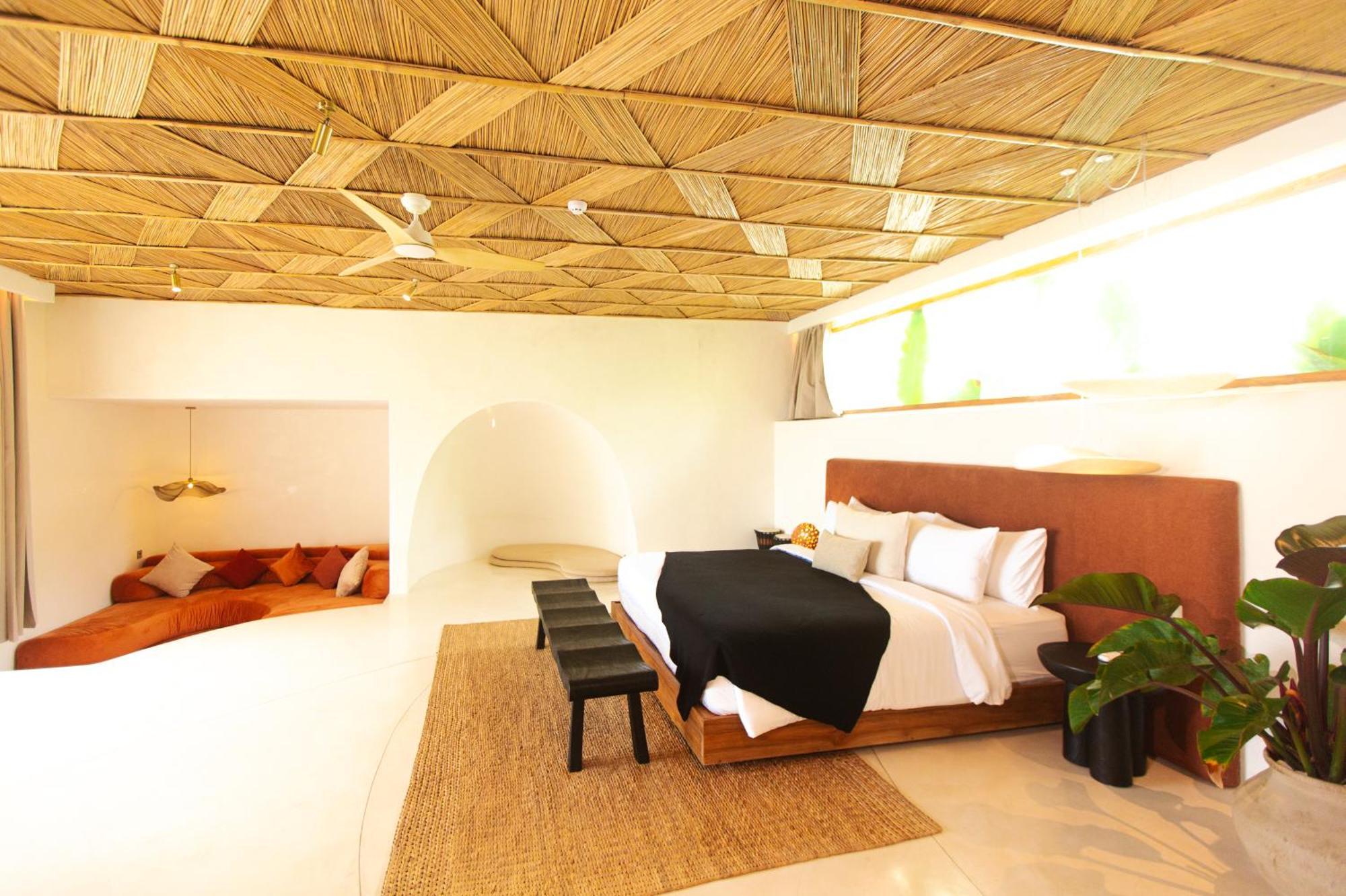 Oshom Bali At Nuanu Creative City Tanah Lot Habitación foto